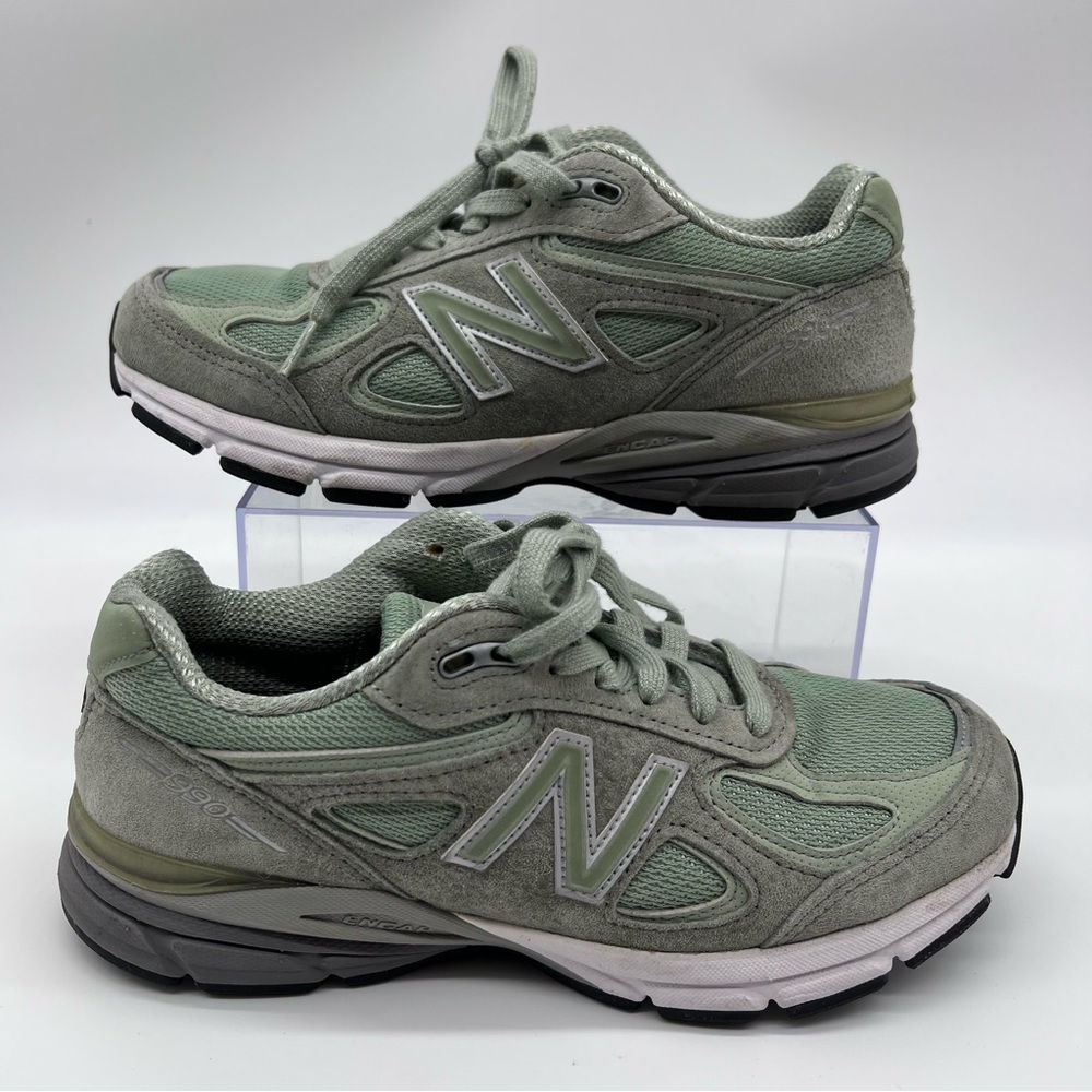 New Balance Women’s Running Course Olive Green Suede Athletic Shoes-Size 7.5
